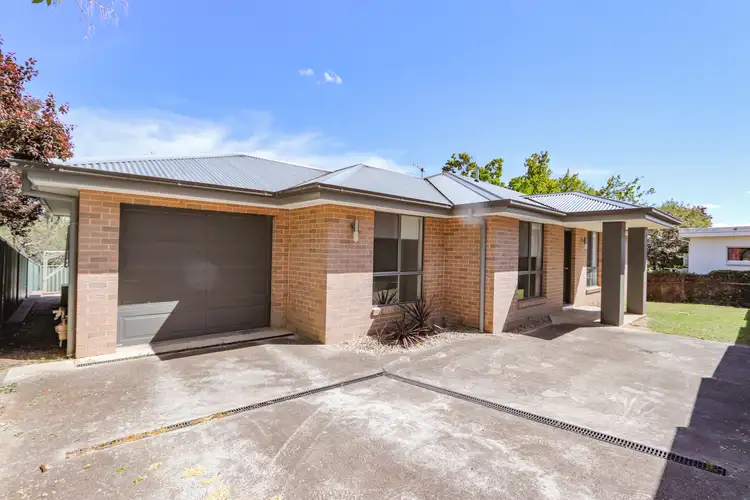 9A Edgell St, Bathurst NSW 2795