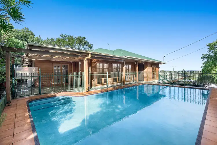 111 Hawkwood Street, Mount Gravatt East QLD 4122