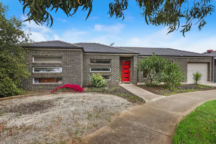 3 Poplar Close, Melton VIC 3337