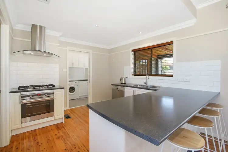 Fifth view of Homely house listing, 898 Mate Street, North Albury NSW 2640