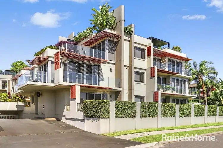 Main view of Homely unit listing, 2/43 Masons Parade, Point Frederick NSW 2250