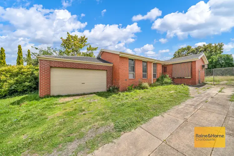 Second view of Homely house listing, 7 Village Drive, Hampton Park VIC 3976