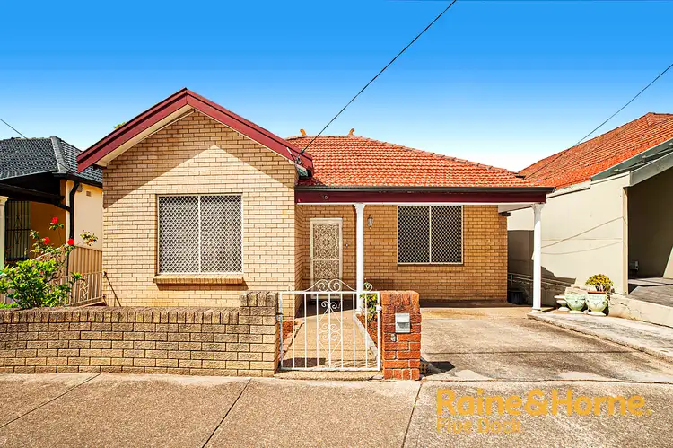 10 Tincombe Street, Canterbury NSW 2193