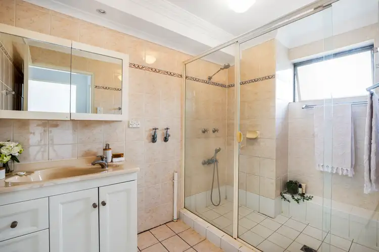 Seventh view of Homely apartment listing, 2/35 Amelia Street, Coorparoo QLD 4151