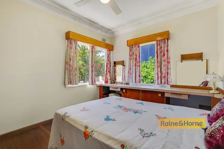 Sixth view of Homely house listing, 6 Florence Avenue, Point Frederick NSW 2250