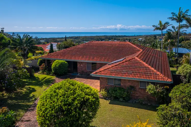 108 Orana Road, Ocean Shores NSW 2483