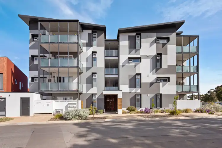 6 Sweeney Terrace