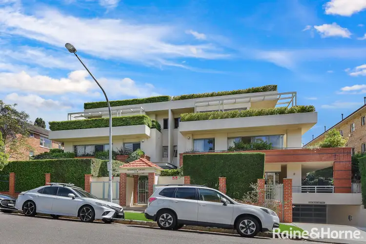 2/8-10 Clifford Street, Mosman NSW 2088