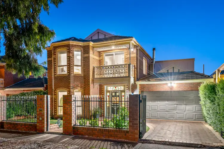 82 Gowanbrae Drive, Gowanbrae VIC 3043
