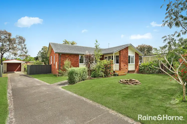 8 Wondalga Crescent, Nowra NSW 2541