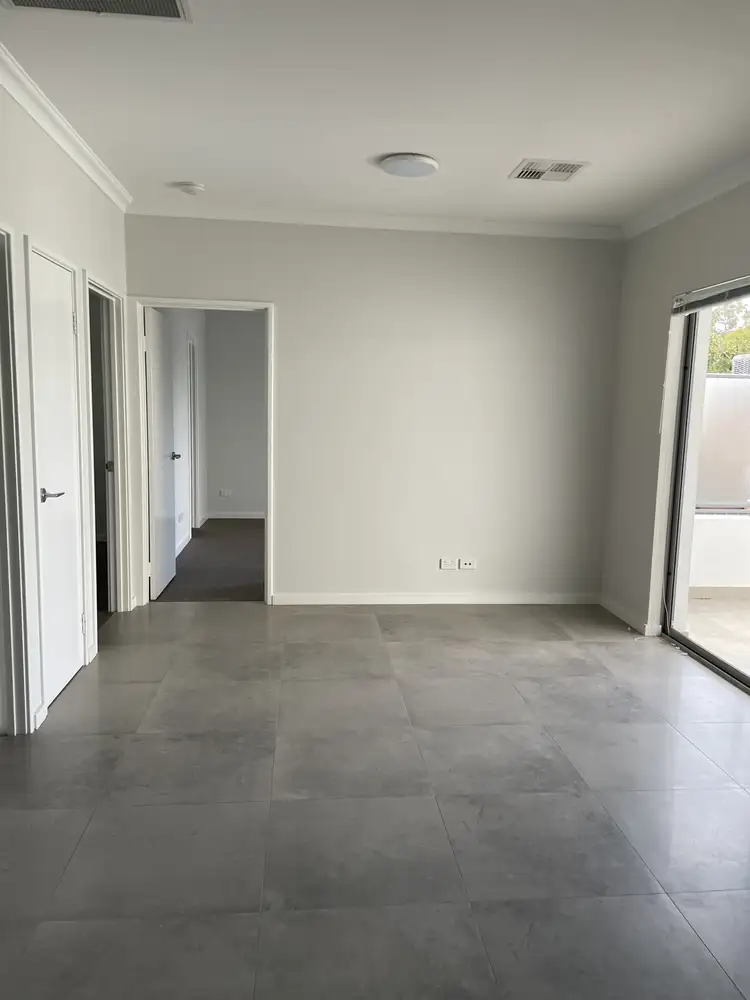 Fourth view of Homely apartment listing, 7/1 Strathyre Drive, Duncraig WA 6023
