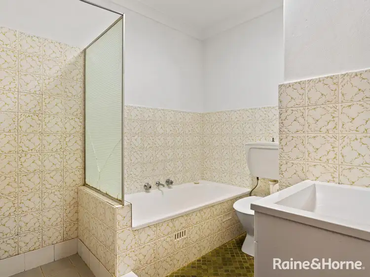 Sixth view of Homely unit listing, 7/76 Faunce Street West, Gosford NSW 2250