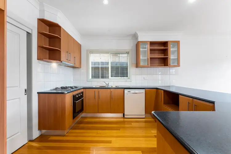 Fourth view of Homely townhouse listing, 2/26 Swindon Road, Hughesdale VIC 3166
