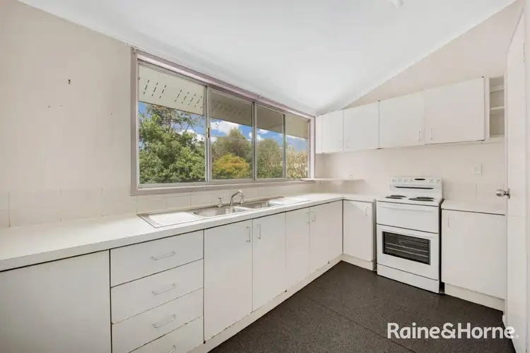 Second view of Homely house listing, 4 Hoskyn Court, Clinton QLD 4680