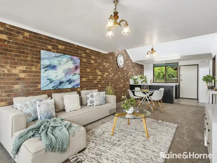 Second view of Homely house listing, 6/2 Pyke Street, Woodend VIC 3442