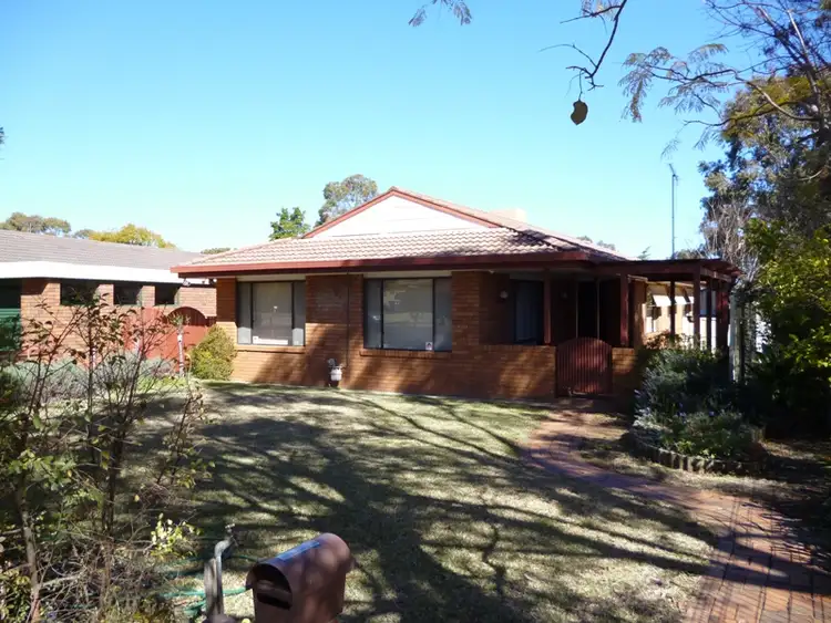 25 Alder Place