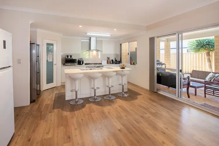 Fourth view of Homely house listing, 6 Avignon Vista, Yalyalup WA 6280