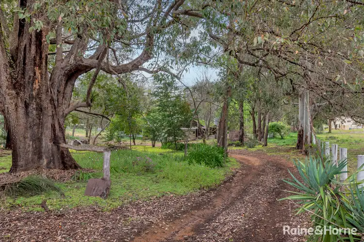 965 Batt Way, Dwellingup WA 6213