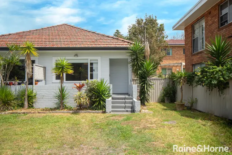 1/209 Bay Road, Toowoon Bay NSW 2261