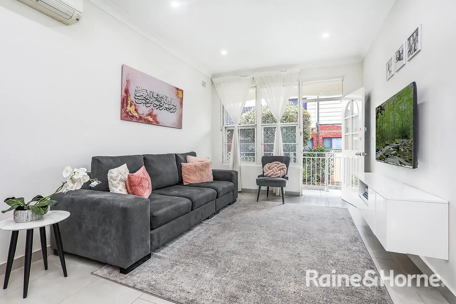 Main view of Homely villa listing, 2/39-41 Regent Street, Bexley NSW 2207