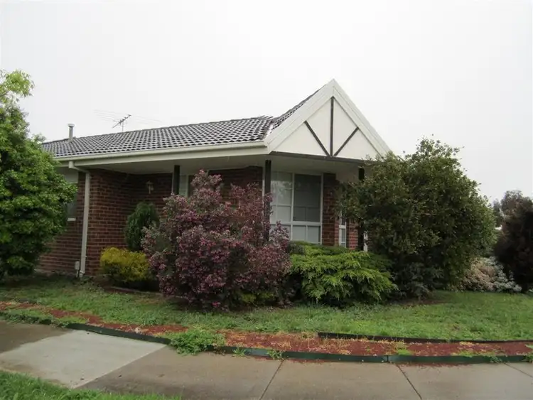 Second view of Homely house listing, 20 SORBONNE DRIVE, Sunbury VIC 3429