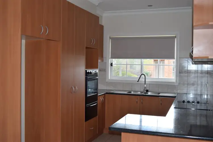 Fifth view of Homely house listing, 20 SORBONNE DRIVE, Sunbury VIC 3429