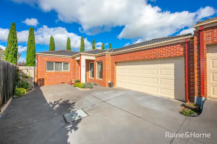 3/37 Stewarts Lane, Sunbury VIC 3429