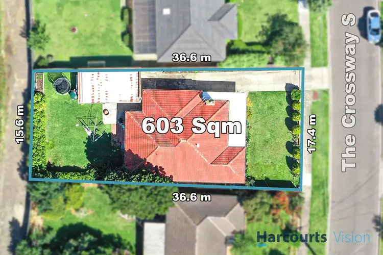 12 The Crossway South, Avondale Heights VIC 3034