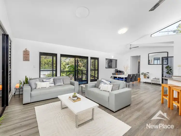 52 Ilya Street, Macleay Island QLD 4184