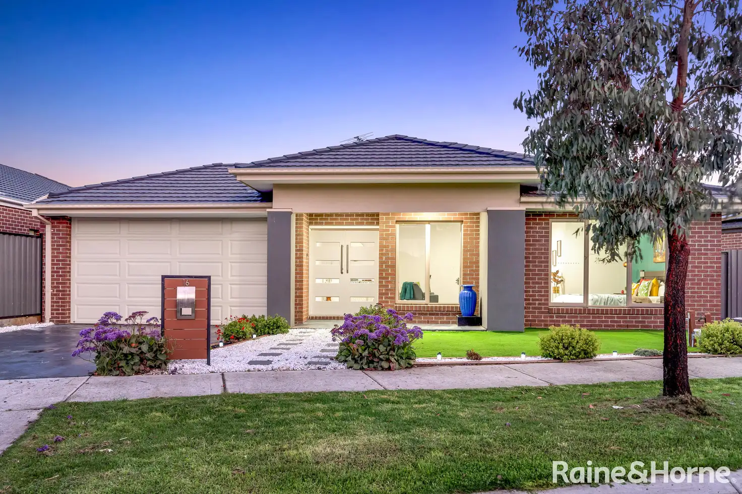Main view of Homely house listing, 16 Peninsula Crescent, Craigieburn VIC 3064