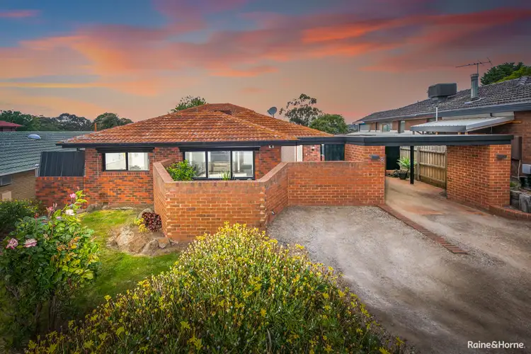 8 Darling Court, Sunbury VIC 3429