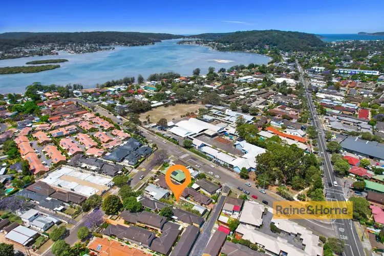 8 Victoria Road, Woy Woy NSW 2256