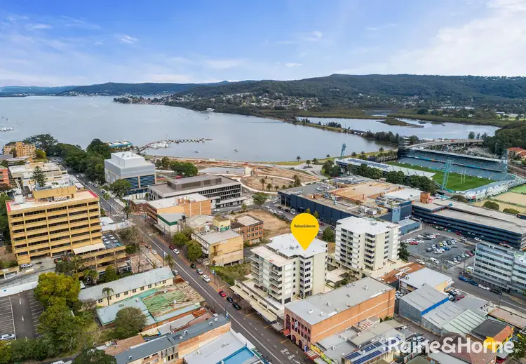 20/72-80 Mann Street, Gosford NSW 2250