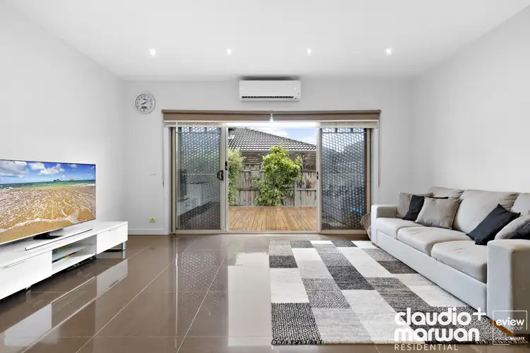 Fourth view of Homely townhouse listing, 2/15 Winifred Street, Oak Park VIC 3046