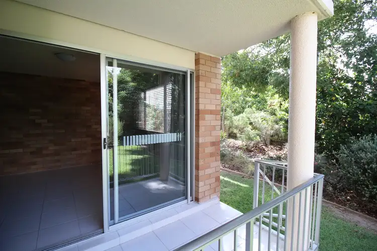 1/10 Coonowrin Street, Battery Hill QLD 4551