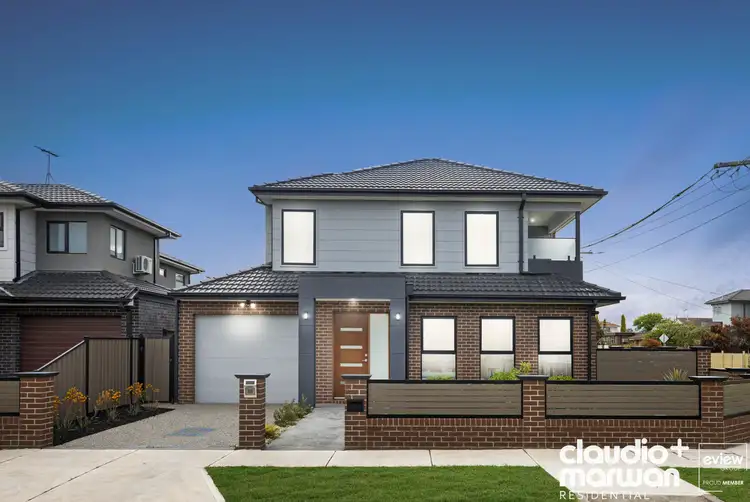 39 Watt Avenue, Oak Park VIC 3046