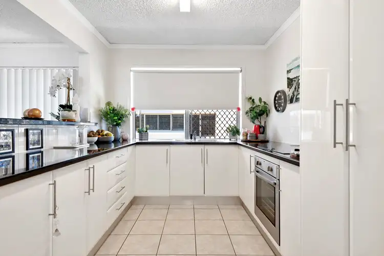 6/17 Orvieto Terrace, Kings Beach QLD 4551