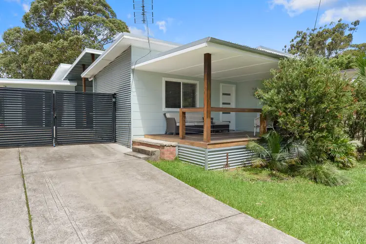 16 Berry Street, Huskisson NSW 2540