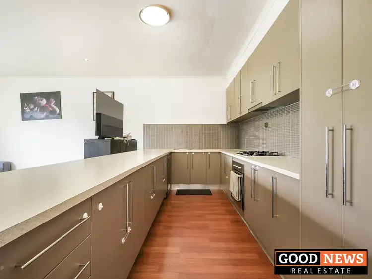 Fifth view of Homely house listing, 2 Horseshoe Circuit, Truganina VIC 3029