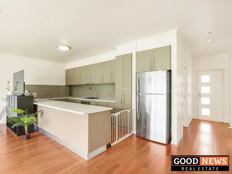 Sixth view of Homely house listing, 2 Horseshoe Circuit, Truganina VIC 3029