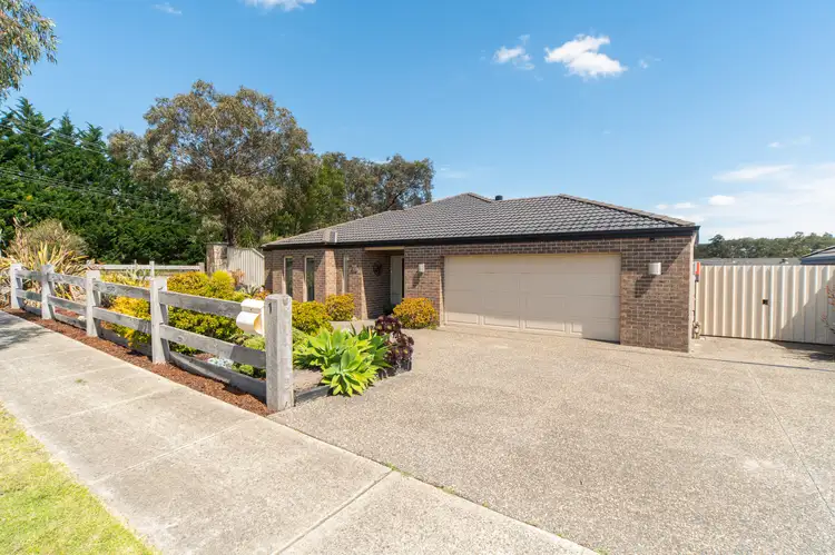 1 Fieldwood Lane, Langwarrin VIC 3910