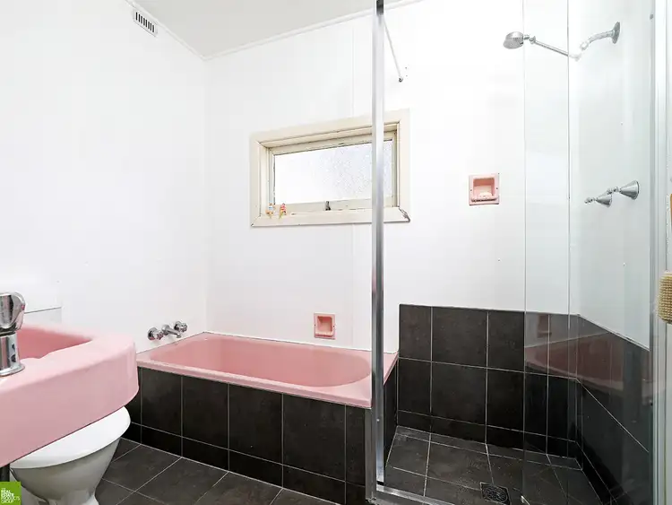 Fifth view of Homely house listing, 6A Woodlawn Avenue, Mangerton NSW 2500