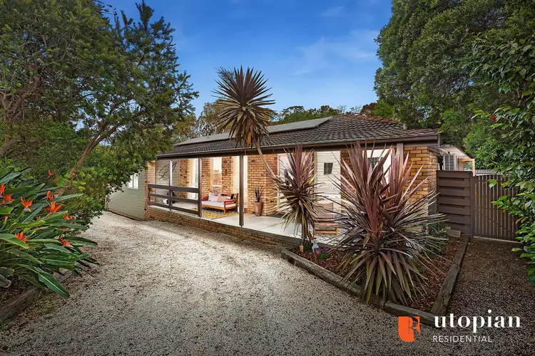 12 Oaktree Road, Croydon North VIC 3136