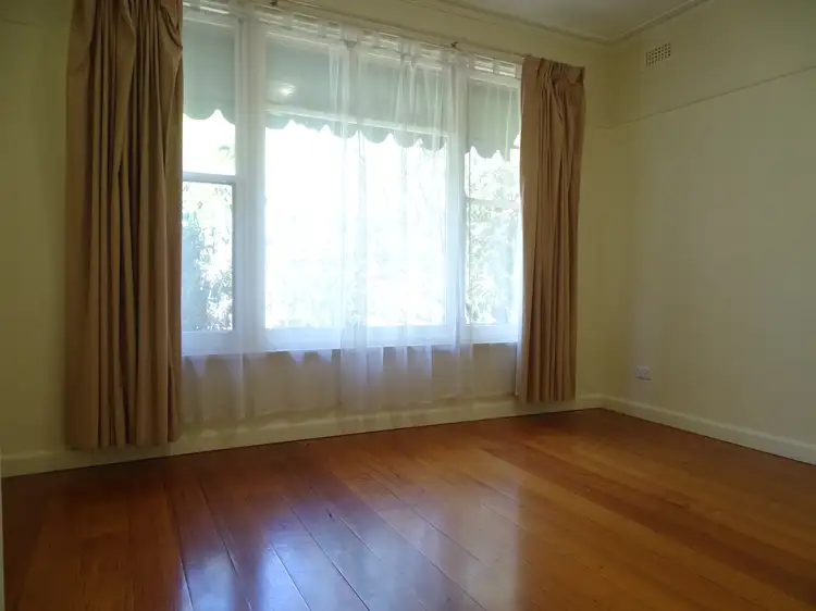 Fifth view of Homely house listing, 87 Mascoma St, Strathmore VIC 3041