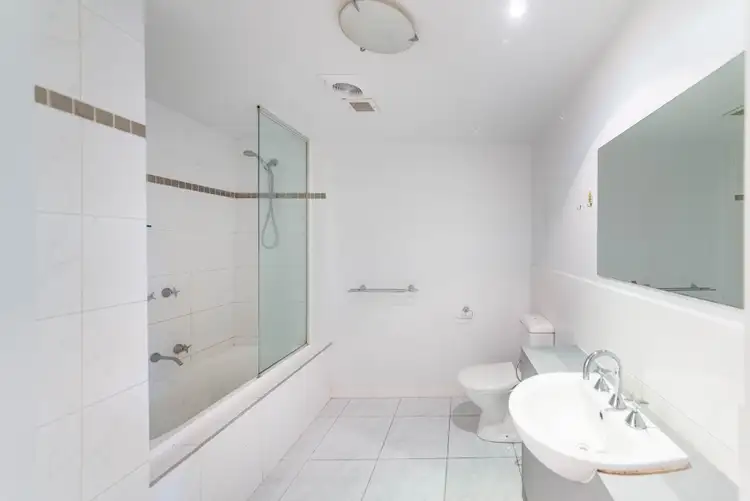 Fifth view of Homely apartment listing, 6/1554 -1556 Dandenong Road, Huntingdale VIC 3166