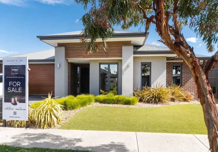 Main view of Homely house listing, 10 Canopy Grove, Cranbourne East VIC 3977