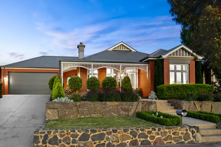 8 Fulham Way, Sunbury VIC 3429