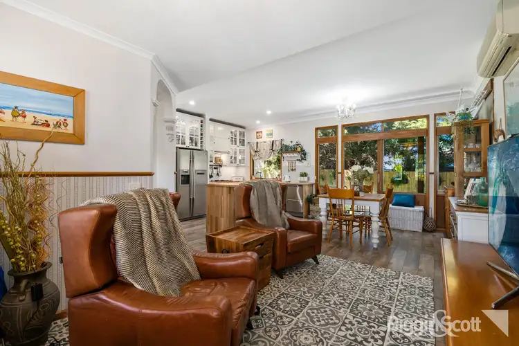 Fifth view of Homely house listing, 3 Dylan Court, Berwick VIC 3806