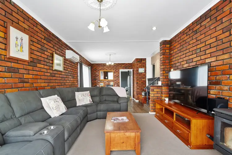 Fifth view of Homely house listing, 10 Dawn Grove, Traralgon VIC 3844
