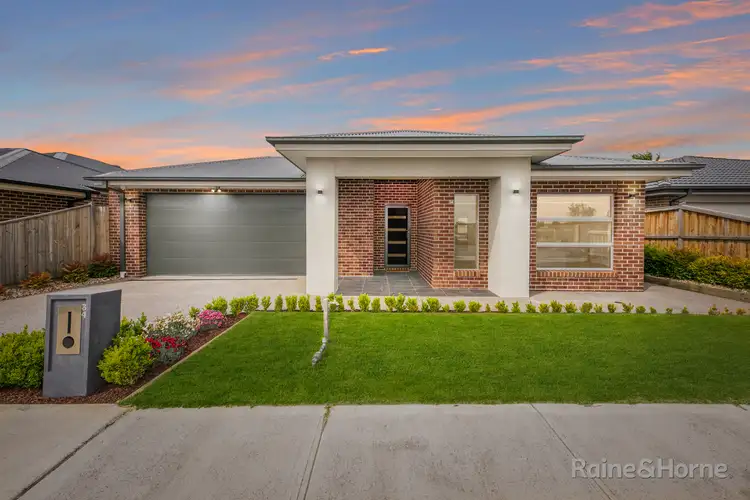 34 Geranium Drive, Sunbury VIC 3429